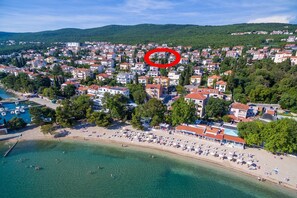 On the beach - Impressive apartment just 200 metres from the sandy beach with panoramic views (Crikvenica)