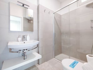 Studio, Balcony, City View | Bathroom - Studio Apartment Near Piazza Nember (Jesolo)