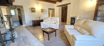 Stone house La Cavina 83 Location Fantella Premicuore