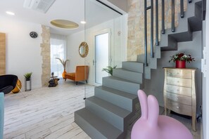 Interior - Stunning villa on Liebespfad with private pool, sea view, mosquito nets, BBQ area (Crikvenica)