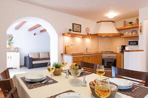 Dining - Fascinating casita with private pool, 2 dogs allowed, sea view, 2 parking spaces (Barci)