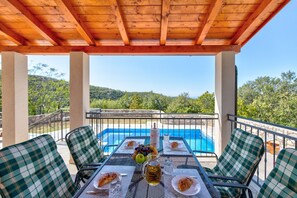 Outdoor dining - Fascinating casita with private pool, 2 dogs allowed, sea view, 2 parking spaces (Barci)