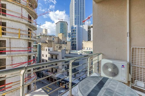 Central Paceville Apartment – Nightlife & Beach