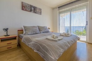 1 sovrum, skrivbord, gratis wi-fi och sängkläder