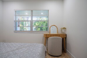 2 chambres, fer et planche à repasser, Wi-Fi, draps fournis