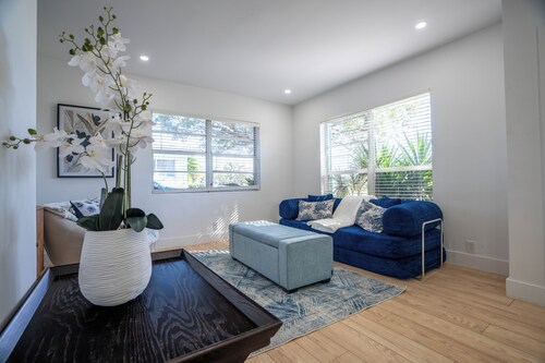 Adorable 2-bedroom house in sunny Delray Beach