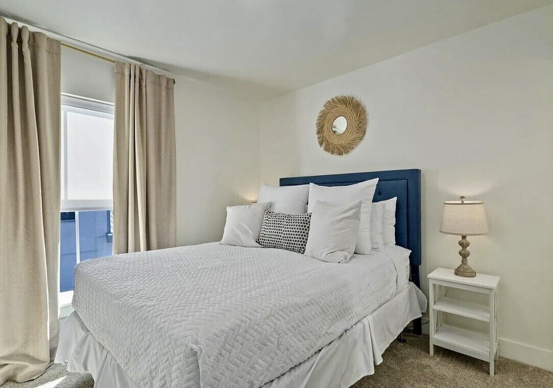 2 chambres, fer et planche à repasser, Wi-Fi, draps fournis