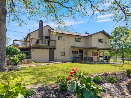 Exterior. Cozy Cowboy 5-bedroom Western Charm Retreat in Eureka Springs, AR