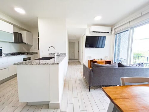 Paradise Ocean Explore -V5-PBD- 3 bed, 2 bath