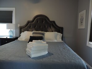 4 chambres, fer et planche à repasser, Wi-Fi gratuit, draps fournis