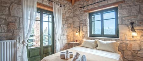 2 bedrooms, free WiFi, bed sheets