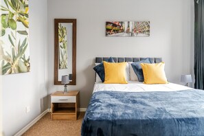 3 dormitorios, tabla de planchar con plancha, wifi y ropa de cama