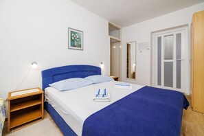 1 bedroom, desk, free WiFi, bed sheets - Mediterranean apartment just 260 metres from the beach with barbecue, air conditioning, WiFi (Dramalj)