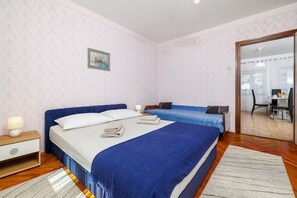 2 Schlafzimmer, Schreibtisch, kostenloses WLAN, Bettwäsche