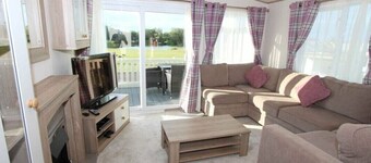 Tattershall Lakes Country Park - Holiday Accommodation 17807