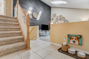 Interior - 4BR Family Home  Near Trails  Garage  Pets Ok! (Colorado Springs)