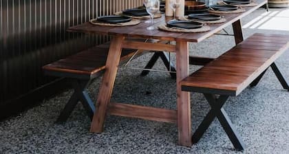 Mudgee Luxury Retreats Group Getaway near Wineries