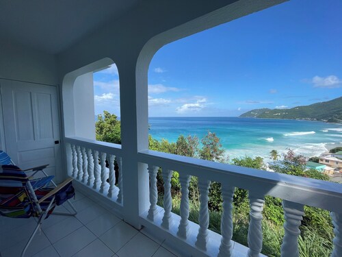 1-Bedroom Surf Getaway in Apple Bay, Tortola