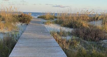 New to VRBO-One Particular Marsh-Sunrise Views,Marina Living-Golf Cart Included