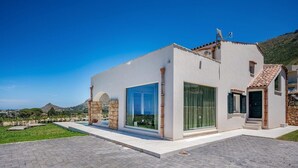 Villa, 5 Schlafzimmer, Raucher, eigener Pool | Außenbereich