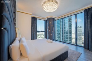 4 bedrooms, iron/ironing board, free WiFi, bed sheets - Full Burj Khalifa View Downtown Spacious Apt (Dubai)