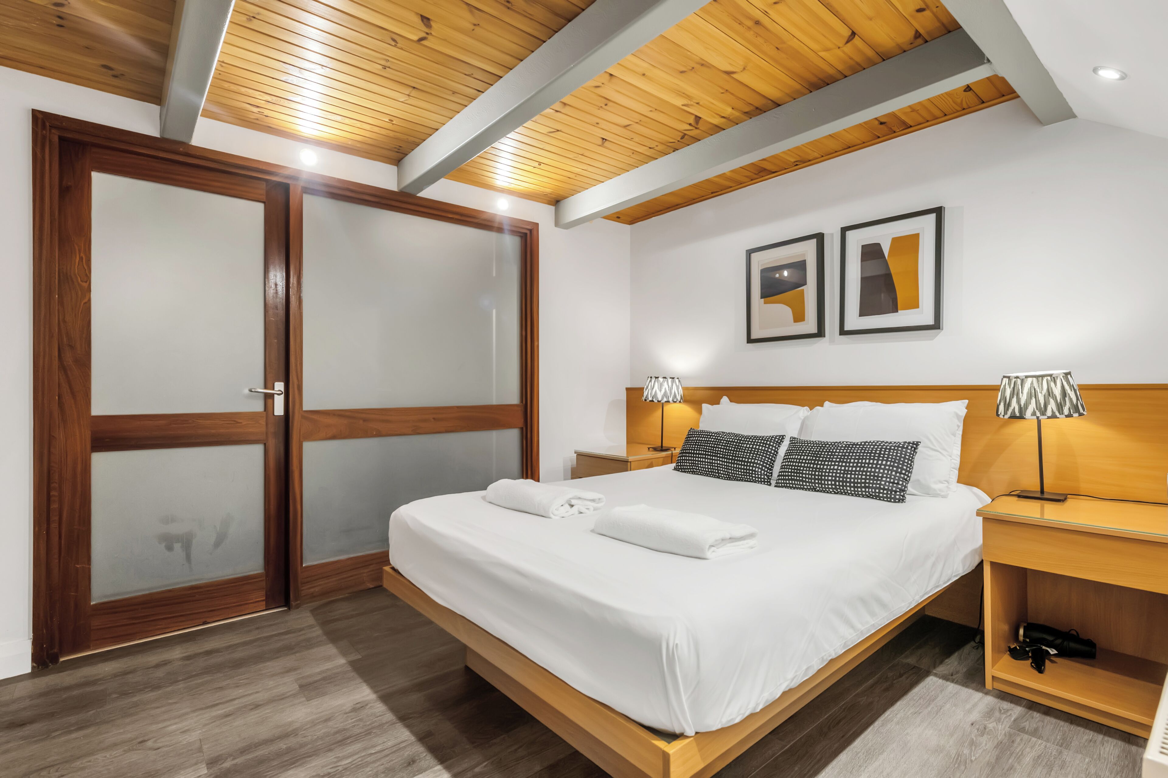 Apartment, Balcony | Desk, iron/ironing board