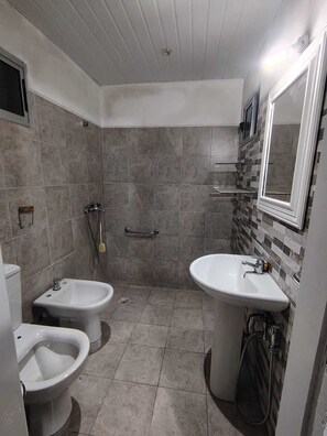 Bidet