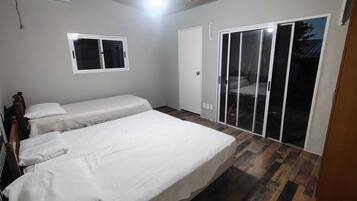 2 bedrooms, bed sheets
