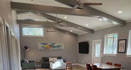 Rare 45-Acre Barndominium Rental in Bastrop – Minutes to Hwy 71 & Austin