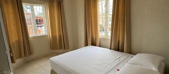 ซาคารี เวนเจอร์ส อพาร์ตเมนต์  