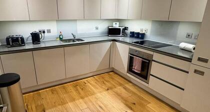 Crown Street Chic Retreat