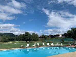 Indoor pool, outdoor pool