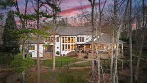 Rumah (Multiple Bedrooms) | Interior