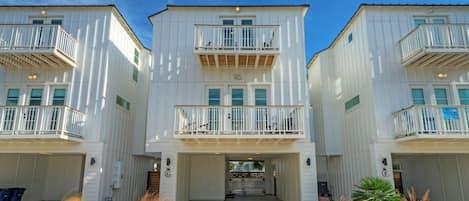 Maison (3 Bedrooms) | Extérieur