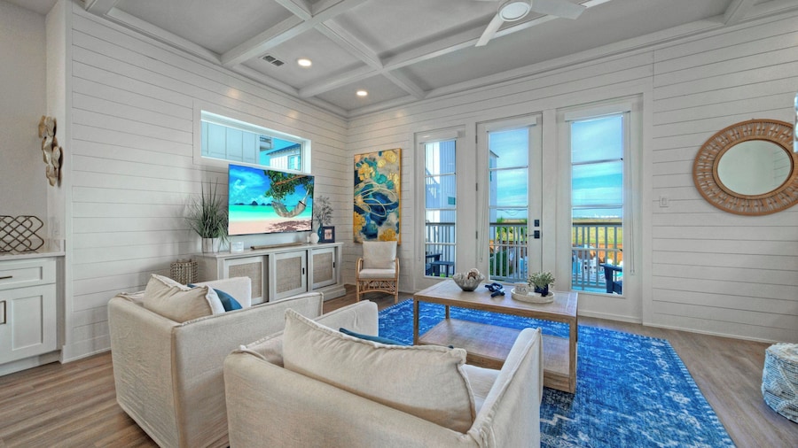 Port Aransas Home With Boardwalk Beach Access, Private Pool & Sunset Views Coastal Commons by Avantstay