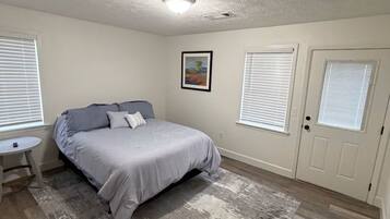 Internet, bed sheets