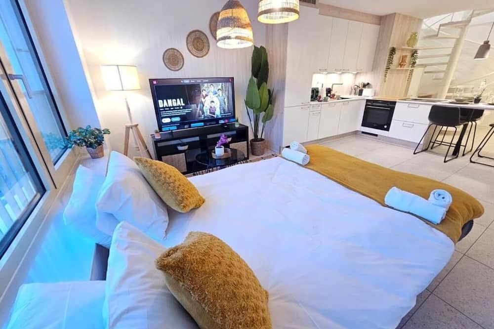 New 2BR Flat in Limpertsberg City center
