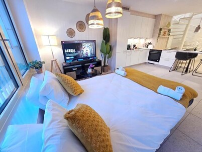 New 2BR Flat in Limpertsberg City center