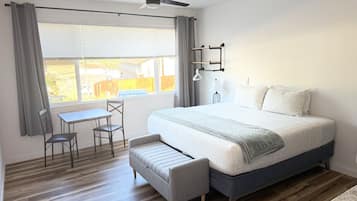 1 habitación, tabla de planchar con plancha, cuna de viaje y wifi