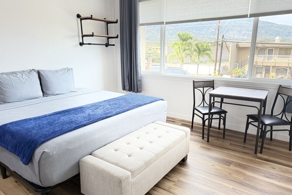 Unwind in our king bed featuring a cooling, medium-firm mattress for the perfect balance of comfort and support