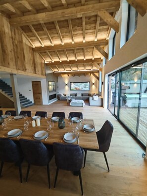 Dining - Wifi, sauna, terrace, parking, 360m², Les Gets (Les Gets)
