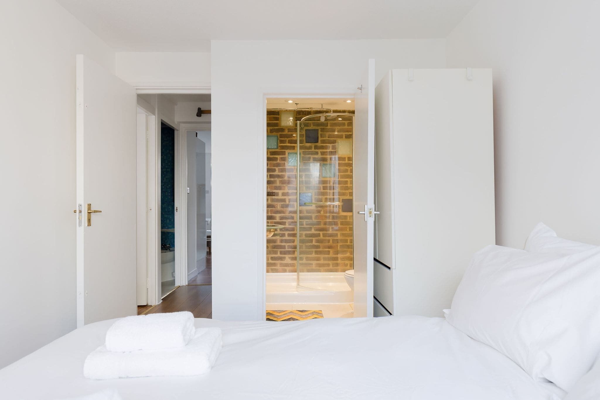 2 bedrooms, Internet, bed sheets