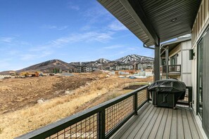 Property grounds - Deer Valley East New Build · Hot Tub · Ski Shuttle (Wasatch County)