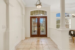 Interior - Elegant 4-bed Home w/ Pool & Spa Near Siesta Key (Sarasota)