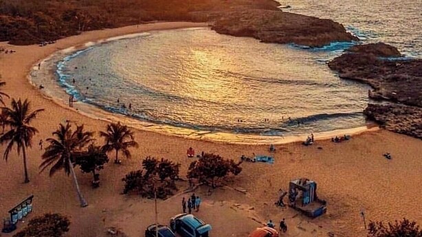 Unclassified image, 1 of 35, button - Beachy Oasis/Solar Power/Pool/Vibe 4 all ages/Big Groups 4 Family Gatherings (Manatí)
