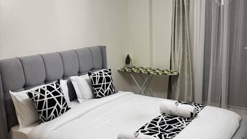 1 bedroom, iron/ironing board, free WiFi, bed sheets