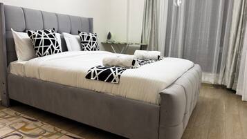 1 bedroom, iron/ironing board, free WiFi, bed sheets