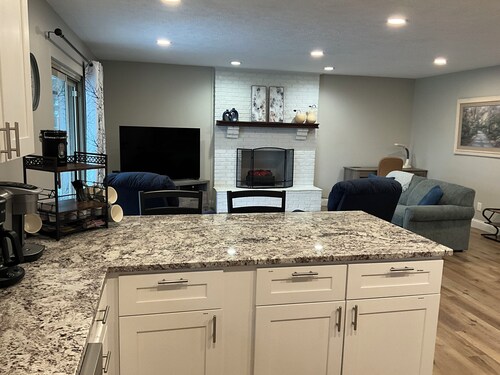 Dayton Kettering  3 bedroom 2 bath ranch garage fireplace outdoor firepit