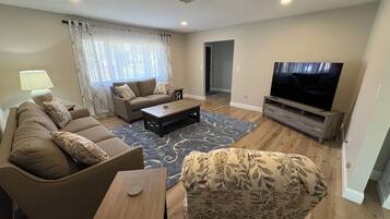 Téléviseur connecté, foyer