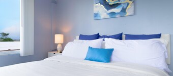 3-bedroom Home with Private Jacuzzi